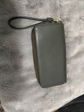 a new day Olive Green Wristlet Card Holder with Gold Hardware